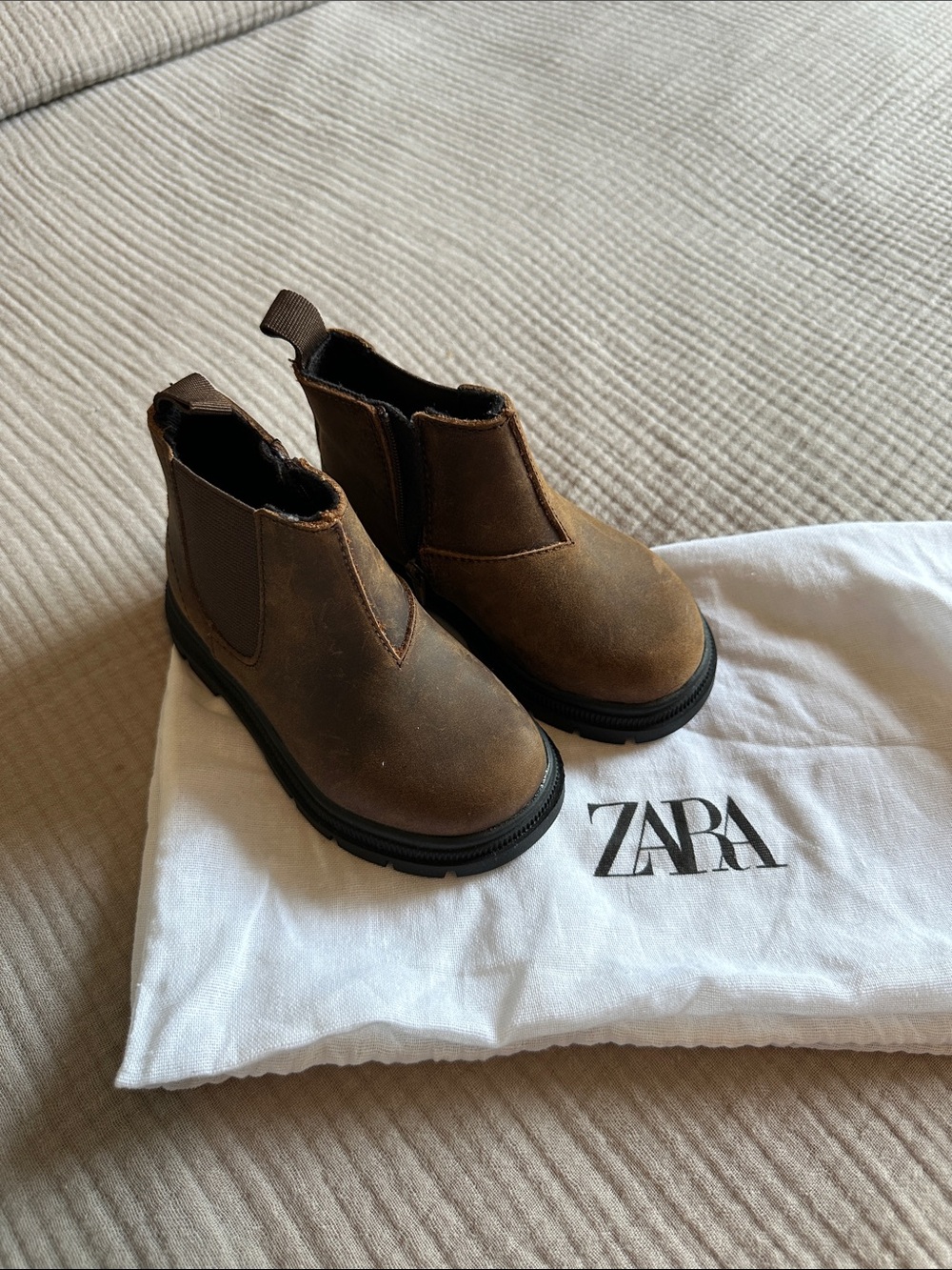 Zara Rustic Brown Pull-On Chelsea Boots, size 22 (sole is 7 inches)